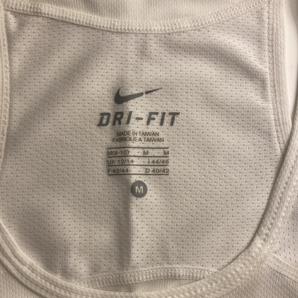 Women’s Nike Dri Fit Tank Top - Picture 3 of 4